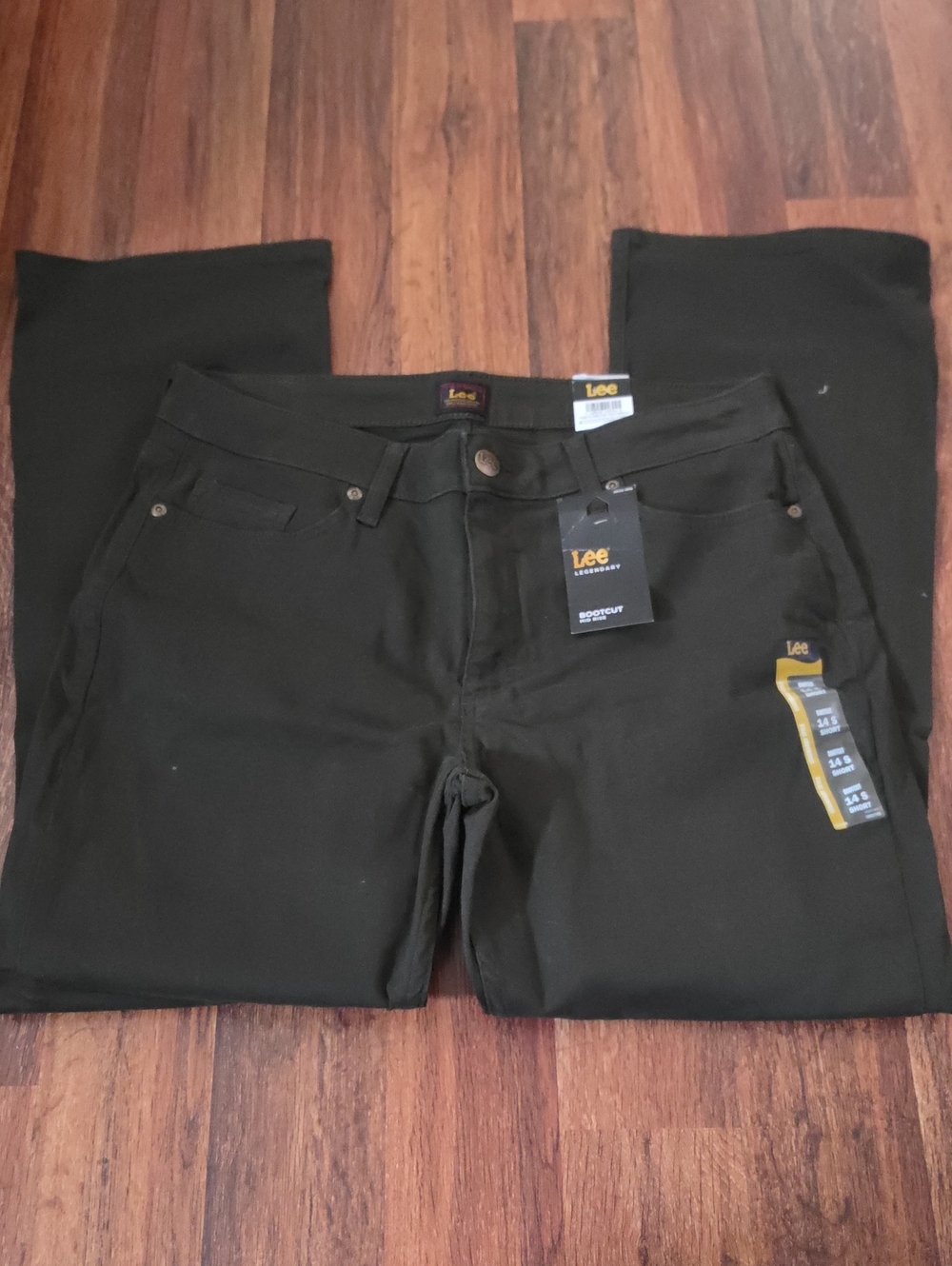 Lee Women’s Straight Leg Jeans in Brown
